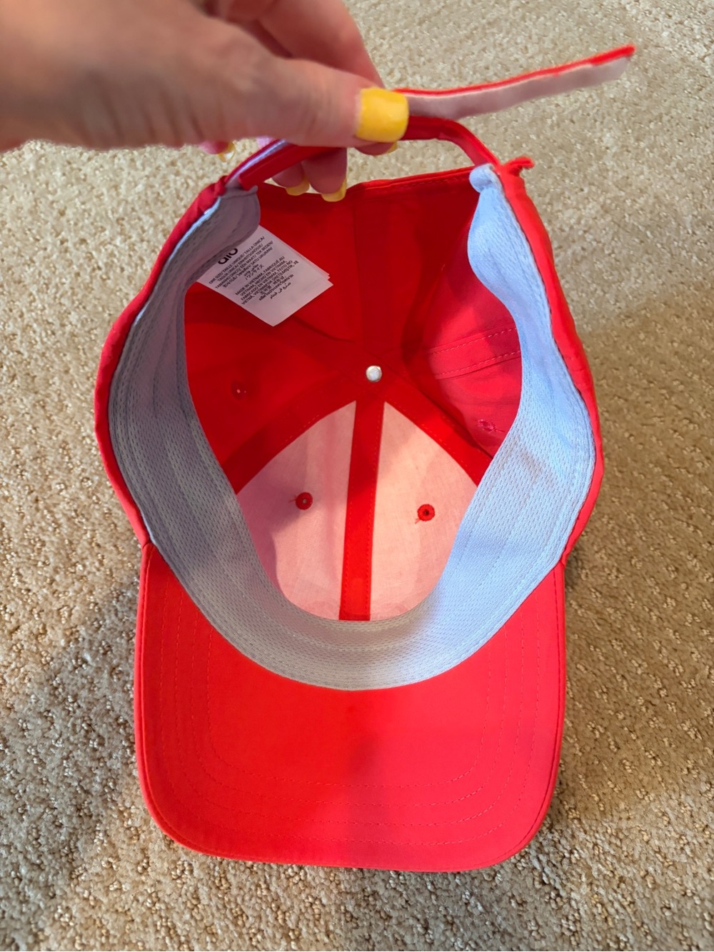 ALO Yoga Red Baseball Cap- never worn - Picture 2 of 3